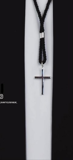 Need a Class A Vestment? www.DivinityClergyWear.com has you covered with same day shipping options for both Men and Women because NO ONE gets you ready for Church like us! | Divinity Clergy Wear