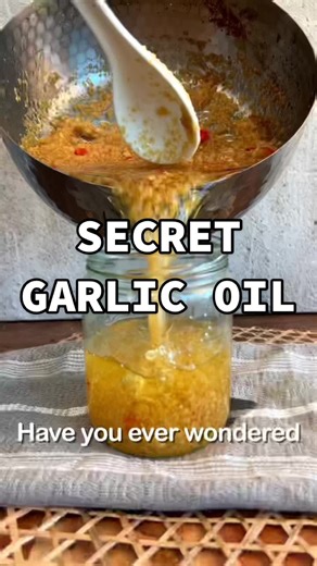 Homemade Garlic Oil: Easy Recipe & Chinese Restaurant Secret