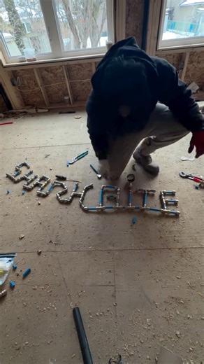 Pro Era Plumbing on Instagram: "Today we put sharkbite fittings to the test to see if they can handle extreme water pressure 🦈🗜️ SharkBite Max fittings are rated up to 400 PSI, exceeding standard residential and commercial operating conditions. @sharkbiteplumbing #sharkbite #sharkbitemax #plumbing #fieldtest #ad"