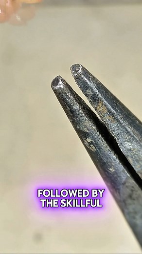 Loop it right for a stronger, safer connection. ​#ElectricalTips ​#WireTermination ​#DIYProjects ​#ElectricianLife | Diyer's Amazing Hacks