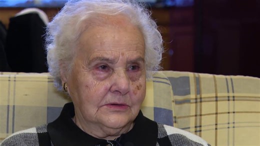Vicenta ya tiene identidad y tres hermanos a los que abrazar