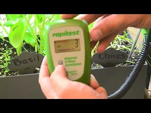Rapitest 3 Way Soil Analyzer | Gardeners Edge