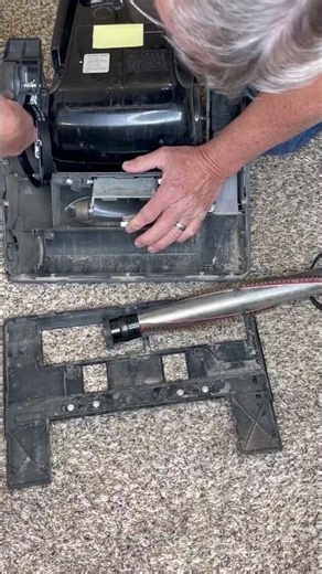 Riccar Vacuum Brush Belt Change