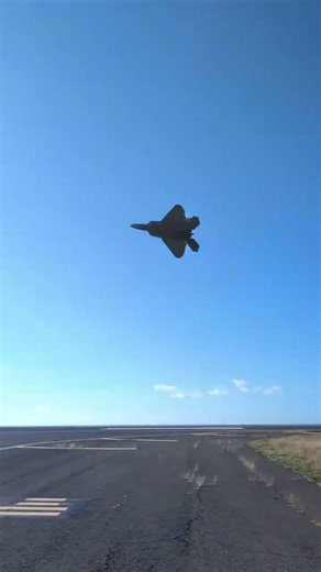 F-22 Raptor Low Passes That Will Give You Chills 😳🔥 #F22 #Raptor