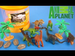 Dinosaur Collection Tub a 13 piece Dino playset by Animal Planet
