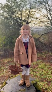 Sybbie 👧🏼 The Foraging Princess 👑 headed out into the woods today to collect some greenery to make a Christmas wreath for our front door! #nature #foraging #naturelearning #forage #foraged #mushrooms #wreath #christmas #christmaswreath | The Grizzly Forager