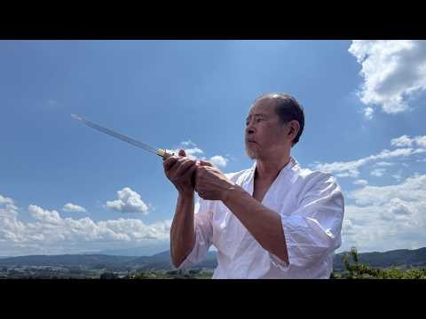 The Full Process of Making a Japanese Sword (Crafted Over 1 Year)