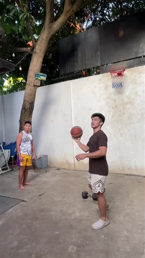 Coach Mav's Impressive 1-Take Basketball Training