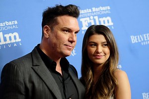 Dane Cook laughs off 27-year age gap between him, fiancée Kelsi Taylor