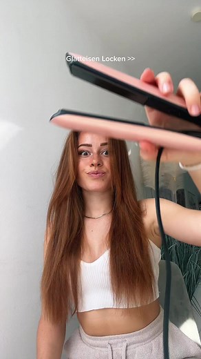 benutzt ihr lieber einen lockenstab oder ein Glätteisen, um eure locken zu machen ? 🤭