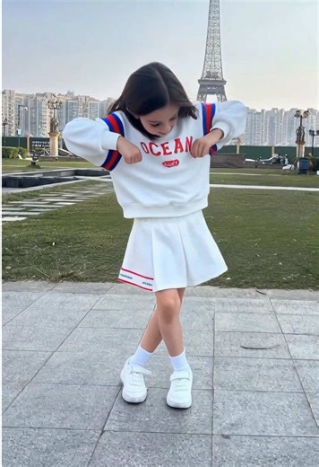 Aprende a hacer un video C-Walk con una foto