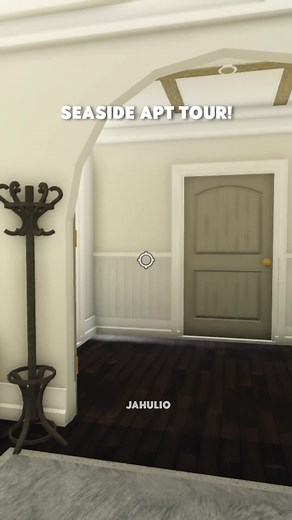 Exclusive Bloxburg Tour with Jahulio: Roblox Seaside RP Apartment