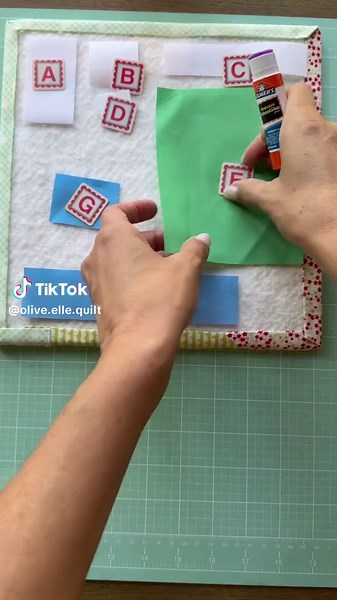 Warm Hat Block for Vintage Christmas Quilt