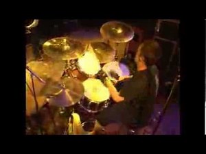 Sum 41 - Summer official Music Video