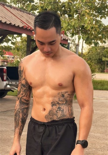 จะไม่ให้หลงได้ไง🥱 เวลาทะลึ่งใส่เธอ ดันทะลึ่งกลับ ดูสู้มือดี😒 #ขุนยิว