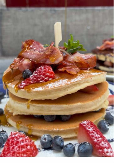 Delicious American Pancakes with Bacon and Berries