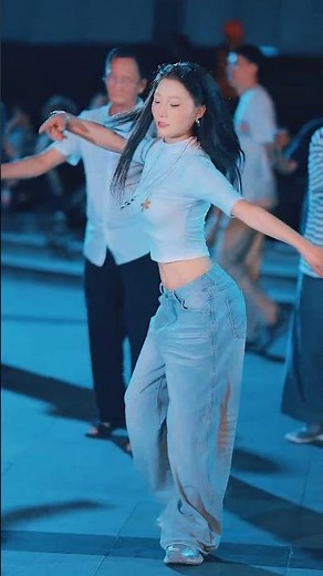 #藏族锅庄舞#Tibetan Guozhuang Dance#藏族姑娘#Tibetan girls#チベット族ゴジャン踊り#チベット族の娘#티벳족 궈좡 무용#티벳족 소녀#