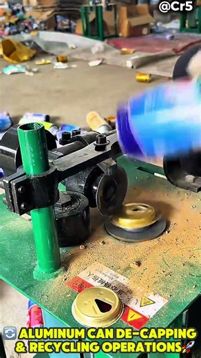 🔄 Aluminum Can De-Capping & Recycling Operations #skills #works #unique #machine #satisfying