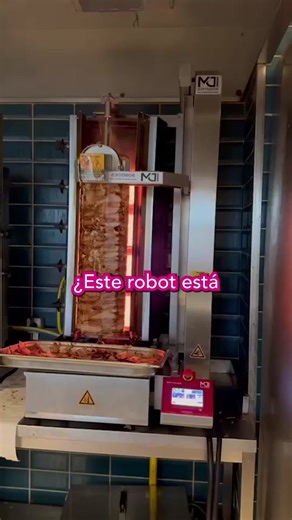 ¿Robot vs. Taquero: ¿Qué prefieres en tus tacos?