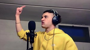 Azel goes absolutely INSANE during this performance. Check out the full video on our page! | Swissbeatbox