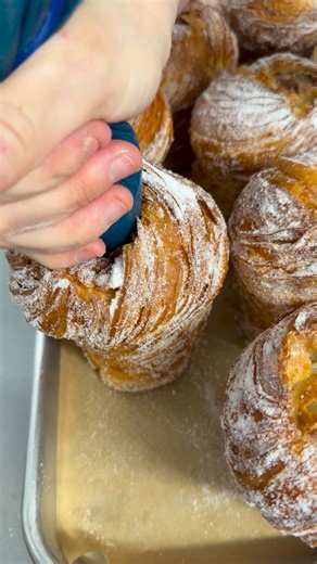Our Ferrero Rocher Cruffins are back! Filled to the brim with hazelnut ganache, dipped in chocolate and chopped nuts. It’s so so good! 😮‍💨😮‍💨😮‍💨 #Bakerman #OrganicBakery #Pastries #Viennoiserie | Bakerman