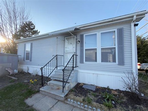 16 Mobile Home Way, Springfield, MA 01119 | Estately 🧡 | MLS# 73501549