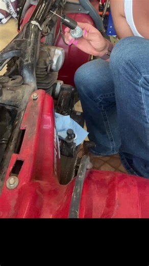 Installing the new carb on the big red. #honda #3wheeler #atv #carburetor #fyp