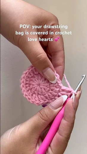 Crochet drawstring bag using puff stitches 🥰 tutorial available on my channel! Quick & easy