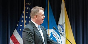 Trump-appointed Secret Service director quits to work for Snapchat: report