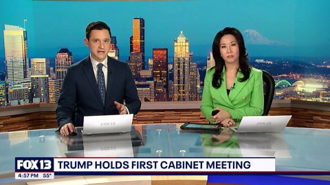 Trump holds first cabinet meeting