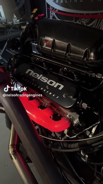 Making these headers literally glow during high-load ring break-in. | header load bearing