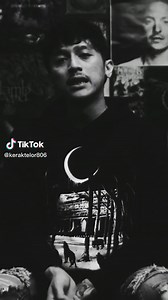 buat kalian yang keluarga nya masih lengkap terutama nyokap..manfaatin waktu lo dan jangan terus ngejar dunia.. tapi lo lupa sama siapa yang udah ngelahirin lo .. bahagia kan mereka yang masih ada.. #orangtua #mamah #ibu #bahagiaitusederhana #duniawi #story #storytime #bimopd #pickypicks #said #quote