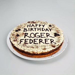 Happy Birthday Roger Federer, we wish you all the best! We celebrate your birthday with our special Latte macchiato cake. The recipe is available at: https://bit.ly/33iteA1 | JURA