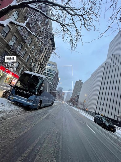 Top-Tier Bus Charter Services for Any Occasion