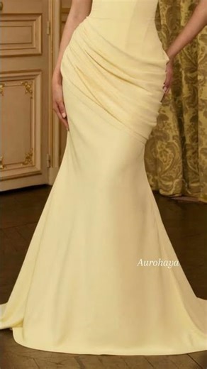 Zéro Elegant Halter Maxi Dress