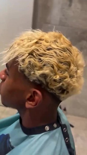 Lamine Yamal: O Incrível Corte de Cabelo