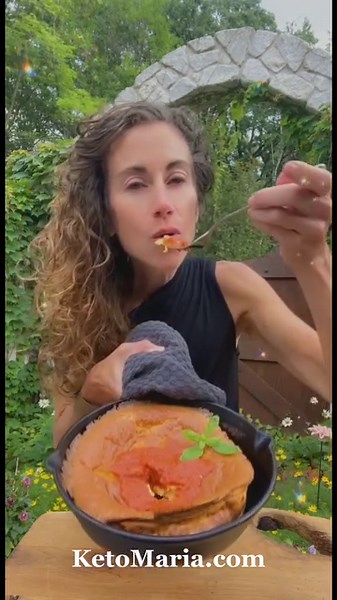 14K views · 159 reactions | My Zero Carb Pizza Dutch Baby will blow your mind! ❤️ #dutchbaby #pizza #pancake #castiron #lowcarb #glutenfree #mariaemmerich | Keto Adapted - Maria Emmerich | Facebook