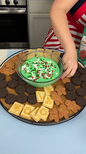 This Grinch Dip Will Steal Your Christmas Party Rebecca makes a Grinch inspired Dip perfect for your Holiday Party. This recipe is so Quick and Easy. This Original Video was Produced by Rebecca's Kitchen, Smells Good & Network Media. | Smells Good