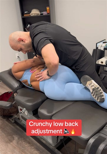 She didn’t expect her low back to crack like that 🔥🤯 Watch this crunchy asmr chiropractic low back adjustment give this patient with low back pain a relief 🔈 Burbank, CA | By Appointments Only