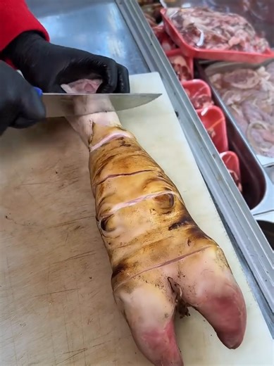 🔥 HELLO OUR LOVELY CUSTOMERS! Enjoy Fresh Halal Meats, Chicken, Lake Fish & Premium Seafood at PRIMELUXE MEATS BUTCHERY 🥩🐟🦐 📍 Location: Westfield Mbaazi Mall, Lavington, Nairobi 📞 Call / WhatsApp: 0715 110 780 🚚 Fast Delivery Across Nairobi 🐟 PREMIUM SEAFOOD PRICE LIST • Salmon Fillet – KSh 5000/kg • Salmon Fillet Cubes – KSh 5000/kg • Whole Salmon Fish – KSh 4300/kg • Peeled & Deveined Cocktail Prawns / Shrimps – KSh 3500/kg • Tuna Fish Cut Slices – KSh 1700/kg • King Fish Cut Slices – 