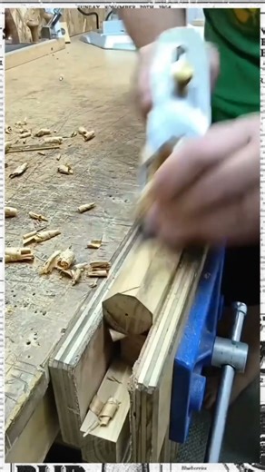 Mastering Manual Planer for Woodworking 🔧💪 #shorts