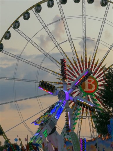 Rheinkirmes Düsseldorf 2025: Funfair Rides & Attractions