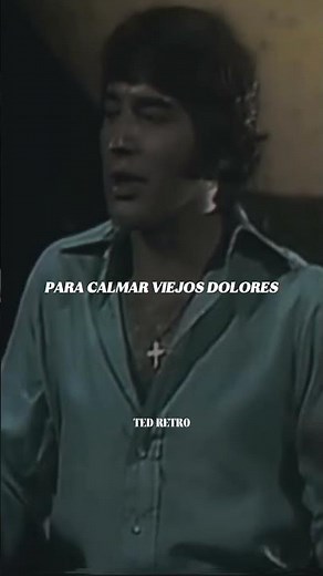 Trigal, donde mis manos se dilatan, se comprimen y arrebatan el color de tu trigal (Letra/Lyrics)