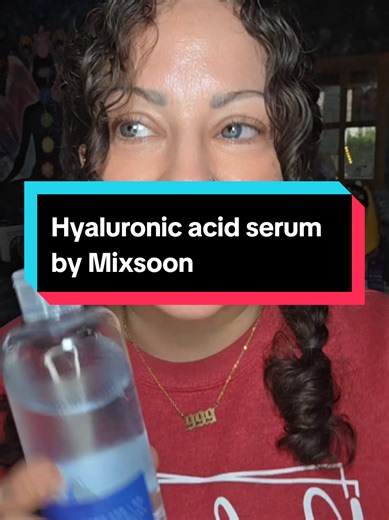I am seriously OBSESSED with this..I've tried other hyaluronic acid serum by bigger companies and none have moisturized my skin especially in the winter like @mixsoon