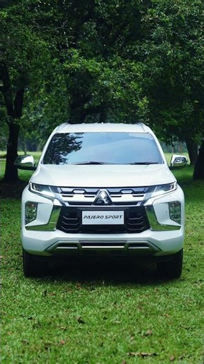 Mitsubishi Pajero Sport: Confidence in Every Detail