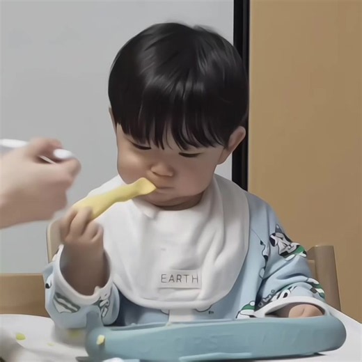 my little cimol😚🤏 #babyyoojun #yoojun #txtparentingdiary #fyp #viral | yoojun