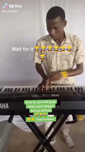 Hilarious Singing Fail: When Singers Go Off Key 😂