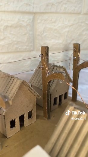 Maqueta de Energía Solar con Materiales Reciclados