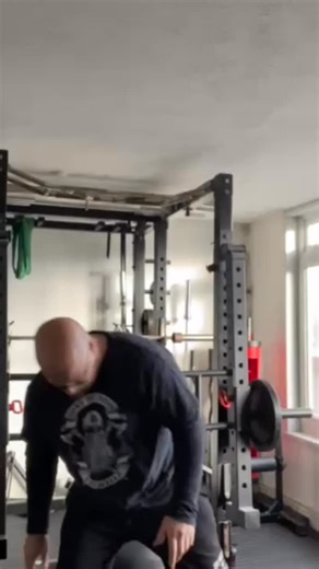 The jammer arms rarely get used but most likely as many of are probably unaware of their existence or what they are for. Here’s a set up with them being used for a machine chest press. You can adjust the height to suit the angle you want to press at and have a choice of handles to pick from. Sometimes a combination of free weight and machine exercises for pressing produces the best results. Using free weights all the time tends to reduce the exposure people get to being able to truly strain hard