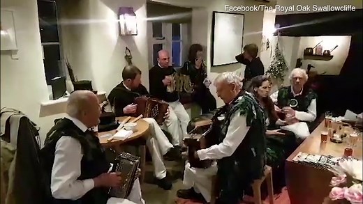 A night of festive music at the Royal Oak, Swallowcliffe